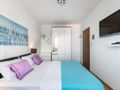 Apartment Beachside Comfort in Split with terrace - Features photo 7