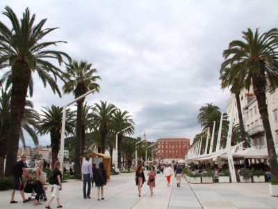 Apartment Beachside Comfort in Split with terrace - Environment photo 21
