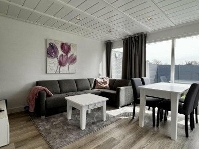 Holiday house Beautiful bungalow in North Holland in Sint Maartenszee - Holiday house