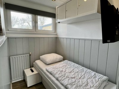 Holiday house Beautiful bungalow in North Holland - Features photo 22