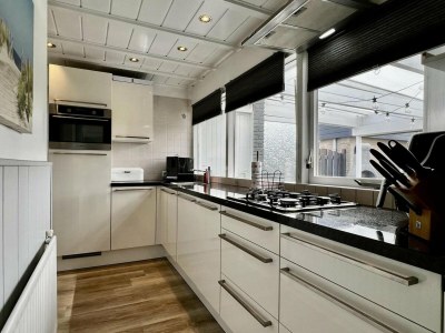 Holiday house Beautiful bungalow in North Holland - Features photo 33