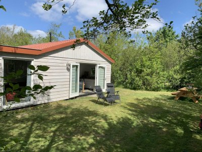 Holiday house Renovated bungalow with garden for families - Outdoor photo 4