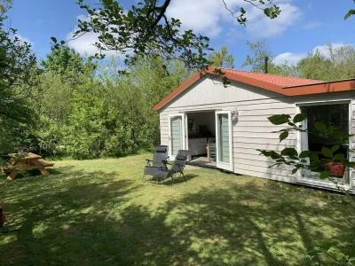 Holiday house Renovated bungalow with garden for families - Outdoor photo 7