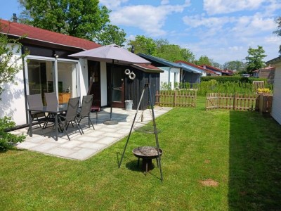 Holiday house Komfortabler Ferienbungalow für 4 Personen - Outdoor photo 5