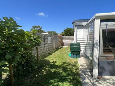 Holiday house Gepflegter Ferienbungalow für 4 Personen, 2 Schlafzimmer, WLAN, Haustier willkommen! - Outdoor photo 7