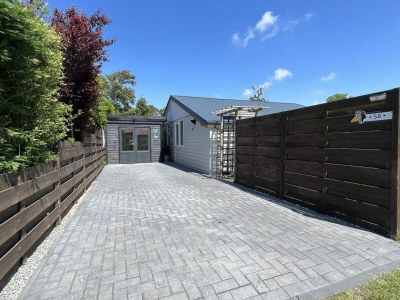 Holiday house Gepflegter Ferienbungalow für 4 Personen, 2 Schlafzimmer, WLAN, Haustier willkommen! - Outdoor photo 11