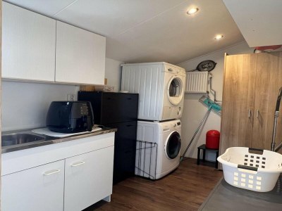 Holiday house Gepflegter Ferienbungalow für 4 Personen, 2 Schlafzimmer, WLAN, Haustier willkommen! - Outdoor photo 35