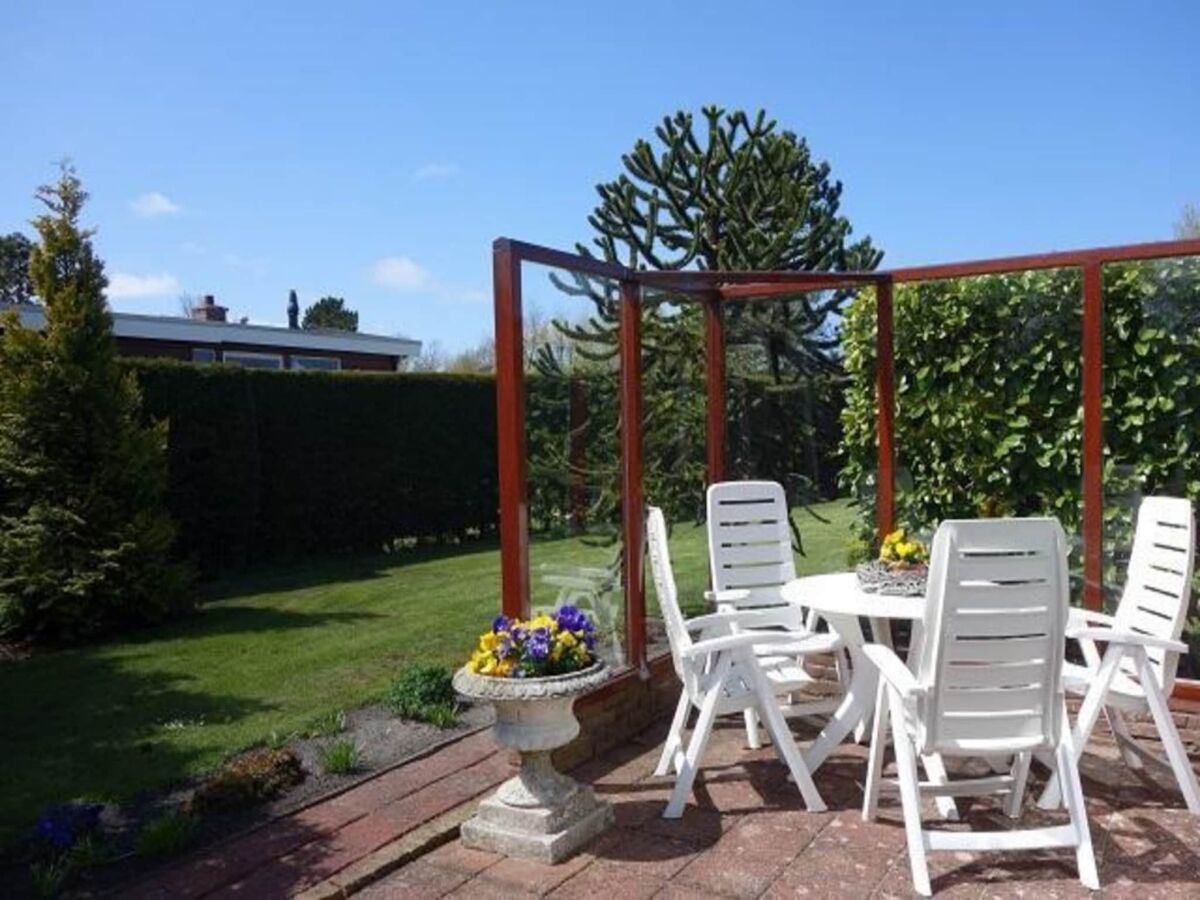 Holiday house Family bungalow near the beach and sea. - Outdoor photo 3