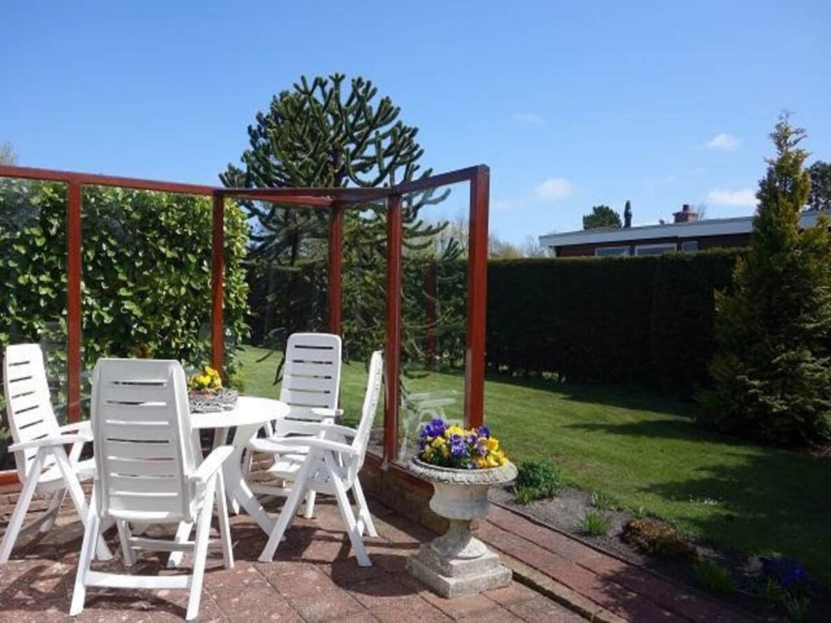 Holiday house Family bungalow near the beach and sea. - Outdoor photo 4