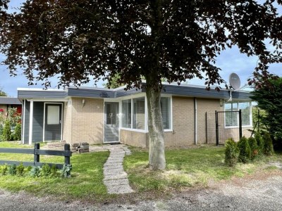 Holiday house Pet-friendly bungalow near Beach - Features photo 26