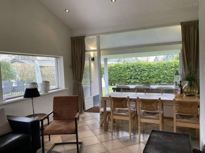 Holiday house Lovely holiday bungalow with garden - Features photo 16