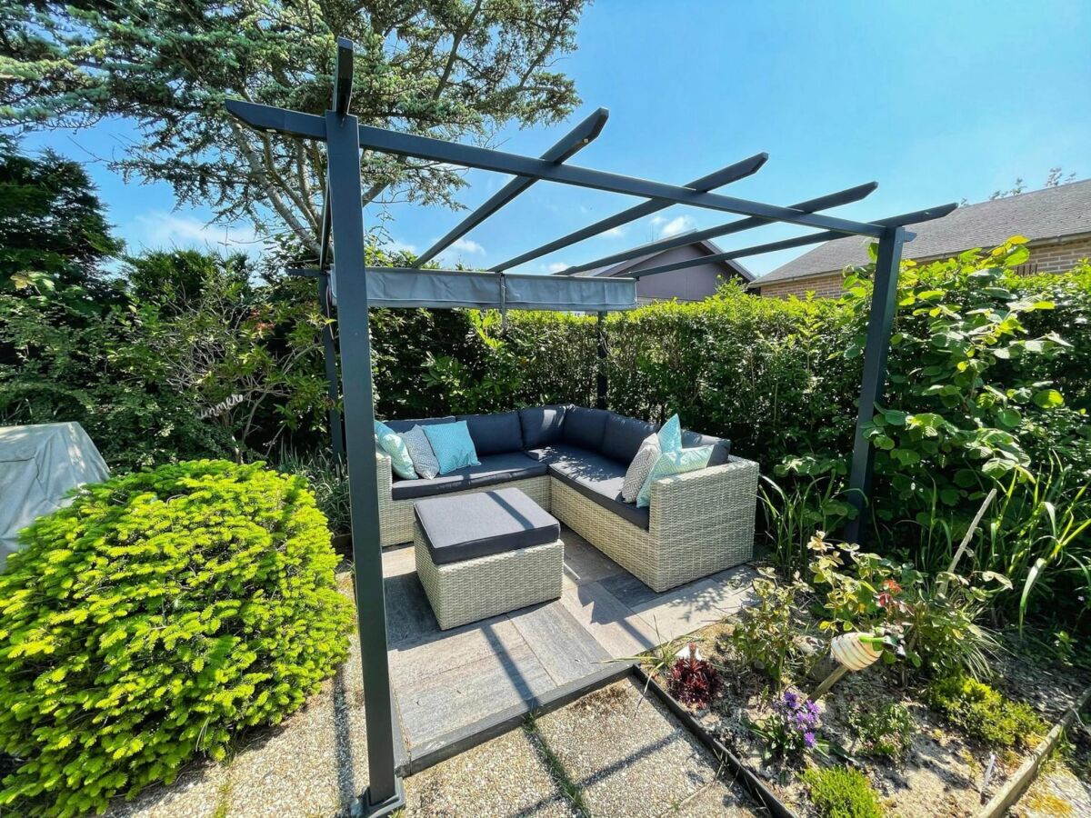 Holiday house Bungalow in Sint Maartenszee in der Nähe der Düne - Outdoor photo 2