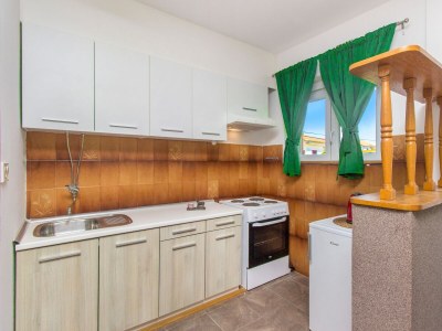 Apartment Two bedroom apartment with terrace Pirovac, Šibenik A-6280-a - Outdoor photo 14