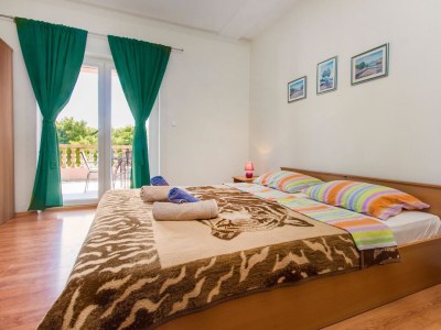 Apartment Two bedroom apartment with terrace Pirovac, Šibenik A-6280-a - Outdoor photo 28