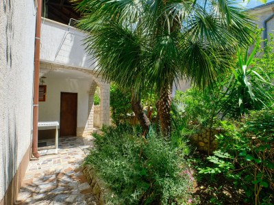 Apartment One bedroom apartment with terrace Artatore, Lošinj A-2509-c - Outdoor photo 9