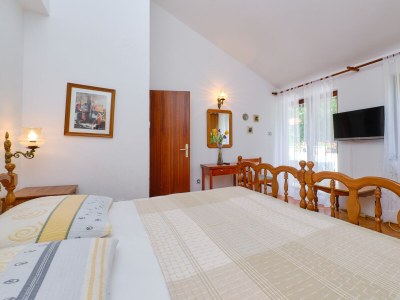 Apartment Two bedroom apartment with balcony Artatore, Lošinj A-2509-d - Outdoor photo 17