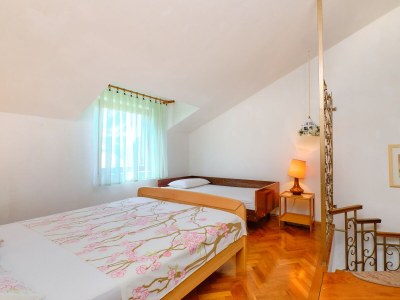 Apartment One bedroom apartment with terrace Artatore, Lošinj A-2509-e - Outdoor photo 17