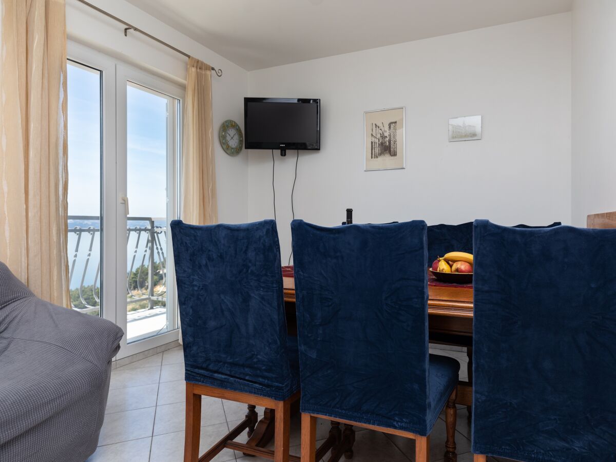 Apartment Three bedroom apartment with balcony and sea view Mimice, Omiš A-2805-a - Outdoor photo 4