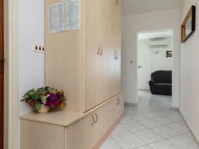 Apartment Three bedroom apartment with balcony and sea view Mimice, Omiš A-2805-b - Outdoor photo 37