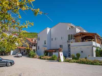 Apartment One bedroom apartment near beach Sumpetar, Omiš A-2808-a - Outdoor photo 2