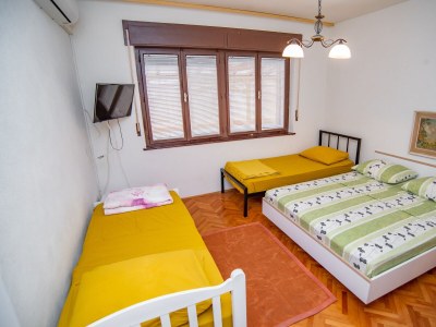 Apartment Three bedroom apartment near beach Sumpetar, Omiš A-2808-c - Outdoor photo 27