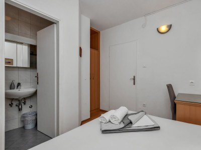 Holiday room near beach Baška Voda, Makarska S-2578-b - Outdoor photo 11