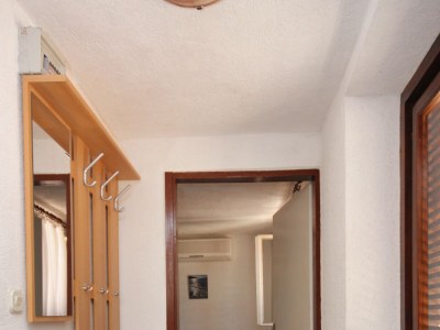 Apartment One bedroom apartment with terrace and sea view Sutivan, Brač A-2846-a - Outdoor photo 23