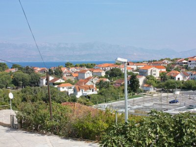 Apartment One bedroom apartment with terrace and sea view Sutivan, Brač A-2846-a - Outdoor photo 28