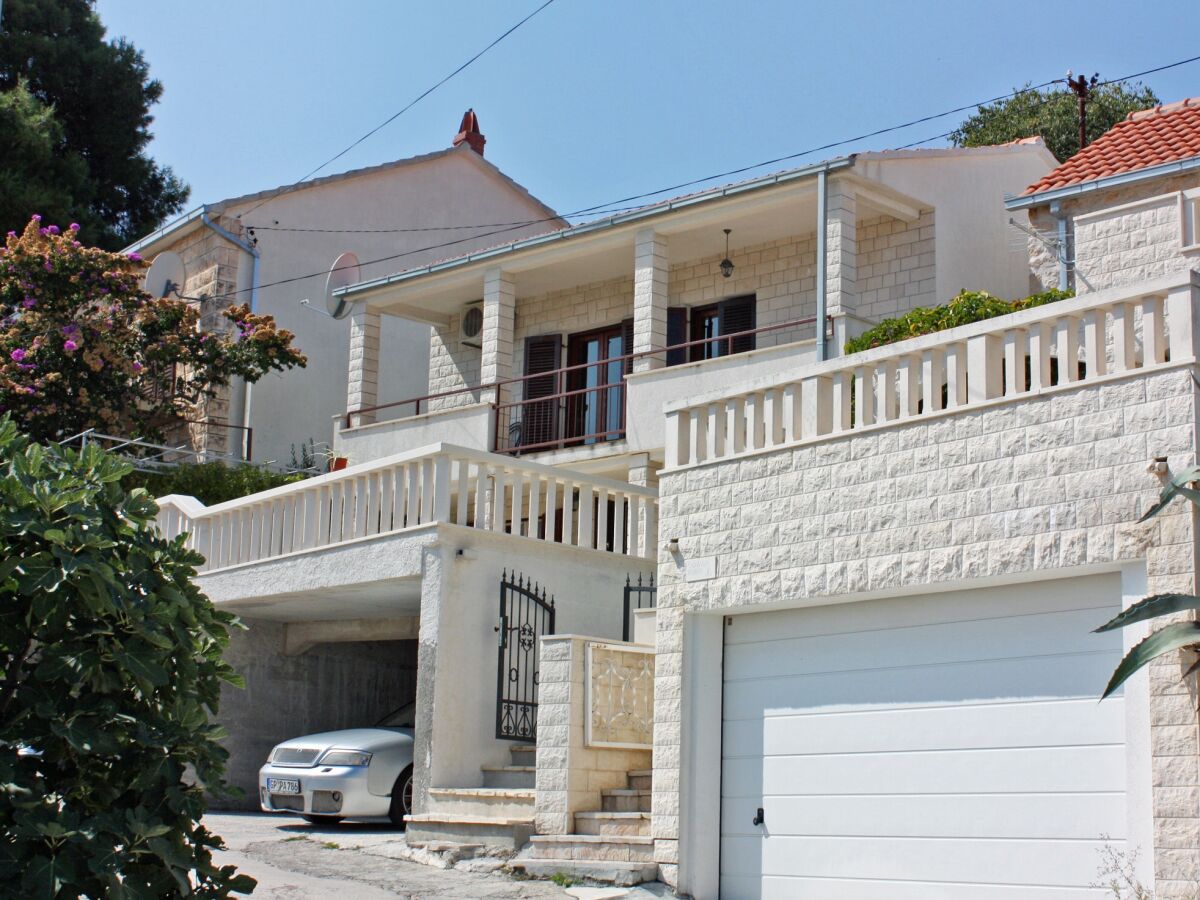 Apartment Two bedroom apartment with terrace and sea view Sutivan, Brač A-2846-b - Outdoor photo 2