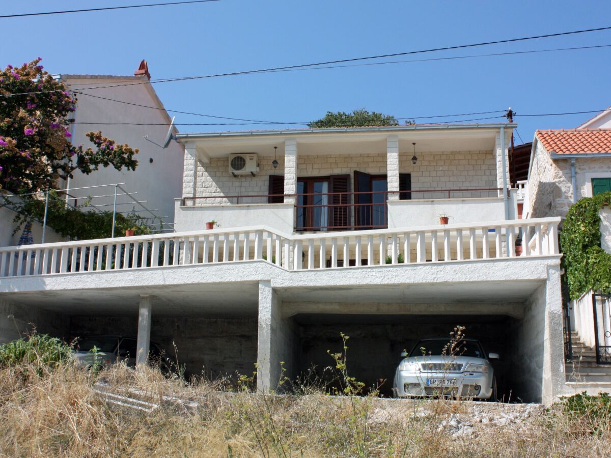 Apartment Two bedroom apartment with terrace and sea view Sutivan, Brač A-2846-b - Outdoor photo 3