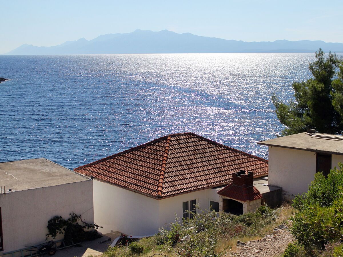 Apartment Three bedroom apartment near beach Cove Tvrdni Dolac, Hvar A-2997-a - Outdoor photo 2