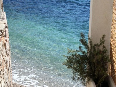 Apartment Three bedroom apartment near beach Cove Tvrdni Dolac, Hvar A-2997-a - Outdoor photo 8