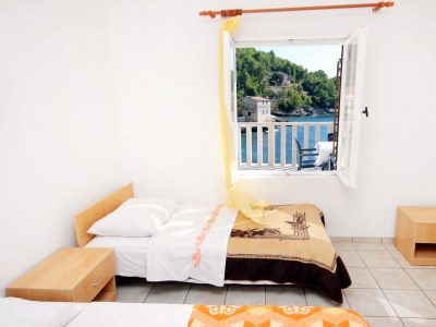 Apartment Three bedroom apartment near beach Cove Tvrdni Dolac, Hvar A-2997-a - Outdoor photo 21