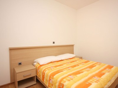 Apartment Two bedroom apartment with balcony and sea view Tučepi, Makarska A-3193-b - Outdoor photo 8