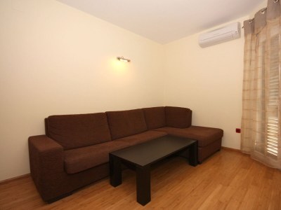 Apartment Two bedroom apartment with balcony and sea view Tučepi, Makarska A-3193-e - Outdoor photo 14