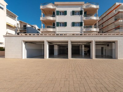 Apartment Two bedroom apartment with balcony and sea view Tučepi, Makarska A-3193-i - Outdoor photo 5