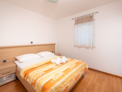 Apartment Two bedroom apartment with balcony and sea view Tučepi, Makarska A-3193-i - Outdoor photo 9