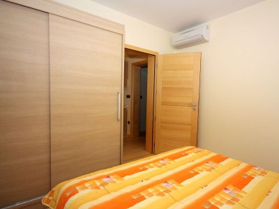 Apartment Two bedroom apartment with balcony and sea view Tučepi, Makarska A-3193-j - Outdoor photo 13