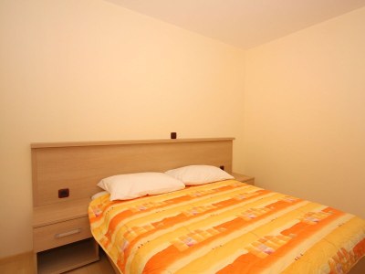 Apartment Two bedroom apartment with balcony and sea view Tučepi, Makarska A-3193-j - Outdoor photo 14