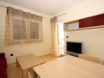 Apartment Two bedroom apartment with balcony and sea view Tučepi, Makarska A-3193-k in Tučepi - Apartment