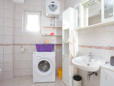 Apartment One bedroom apartment with balcony and sea view Tučepi, Makarska A-2676-c - Outdoor photo 18