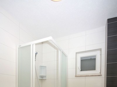 Apartment Two bedroom apartment with balcony and sea view Tučepi, Makarska A-3193-l - Outdoor photo 12