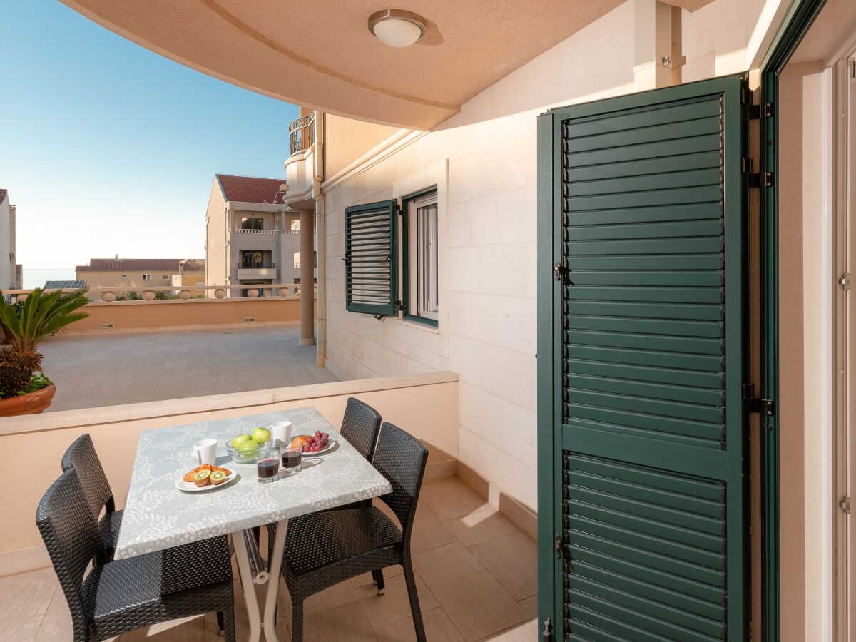 Apartment Two bedroom apartment with terrace Tučepi, Makarska A-3193-n