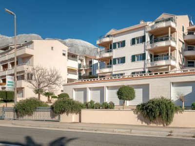 Apartment Two bedroom apartment with terrace Tučepi, Makarska A-3193-n - Outdoor photo 4