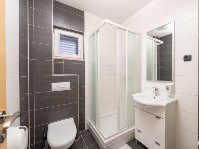 Apartment Two bedroom apartment with terrace Tučepi, Makarska A-3193-n - Outdoor photo 12