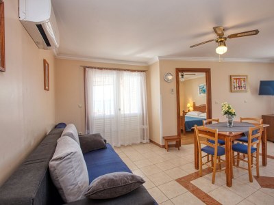 Apartment One bedroom apartment near beach Brodarica, Šibenik A-4194-b - Outdoor photo 17