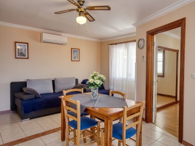 Apartment One bedroom apartment near beach Brodarica, Šibenik A-4194-b - Outdoor photo 20