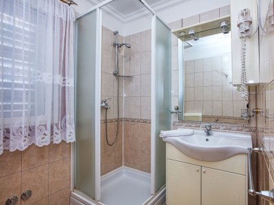 Apartment One bedroom apartment near beach Brodarica, Šibenik A-4194-c - Outdoor photo 27