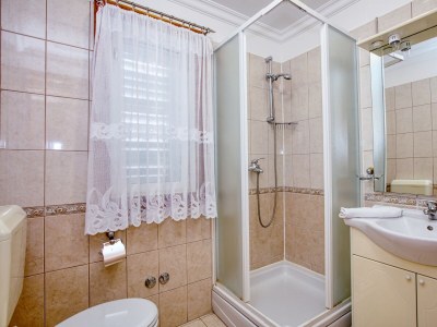 Apartment One bedroom apartment near beach Brodarica, Šibenik A-4194-c - Outdoor photo 29