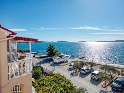 Apartment One bedroom apartment near beach Brodarica, Šibenik A-4194-c - Outdoor photo 34